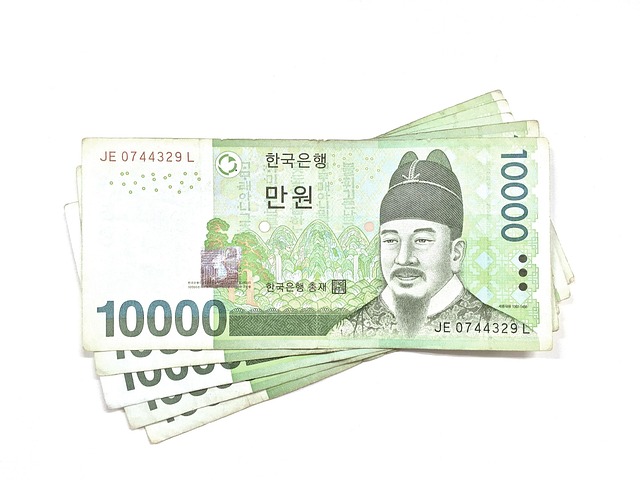 한국은행 1만원권 지폐 다발. 포워드 가이던스 금리 기사 자료사진