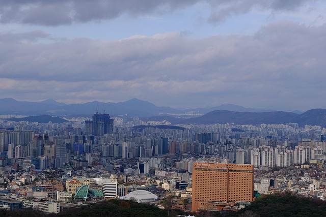 서울 도심 아파트 밀집 전경. 주택구입부담지수 상승 지역 자료사진